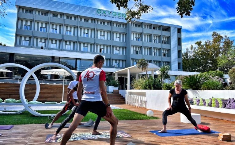 Oxygen Cycling Hotel