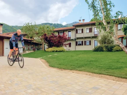 Casa BART Bike & Outdoor Hospitality